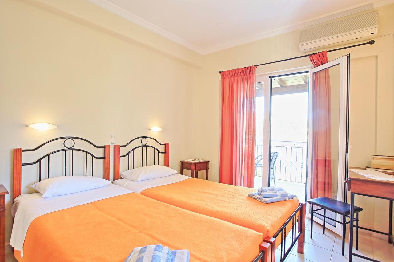 Mattheos House Apartment Kalami  Luaran gambar